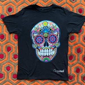 MAKE OFFER! Men's Small Black Skull Graphic Men's Tee t-shirt Day of the Dead Sm